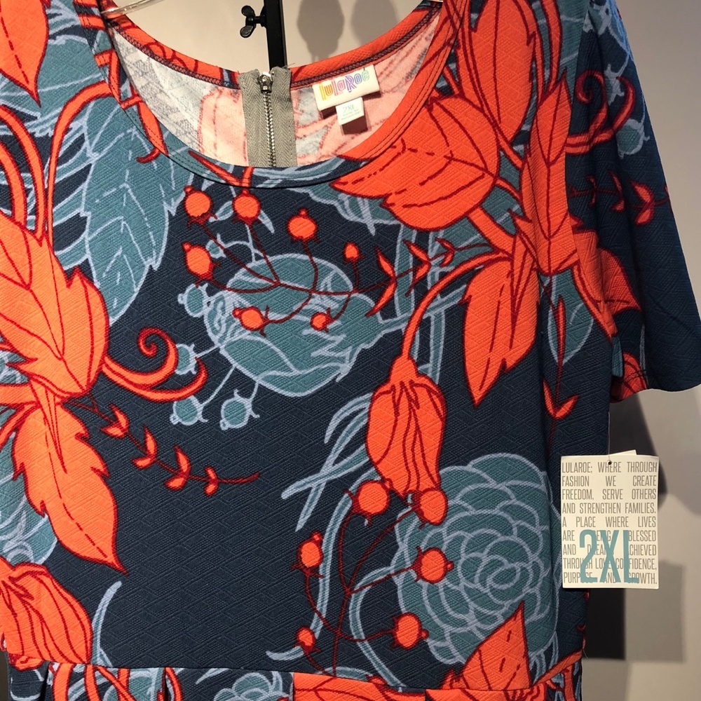 NWT LuLaRoe AMELIA DRESS 2XL